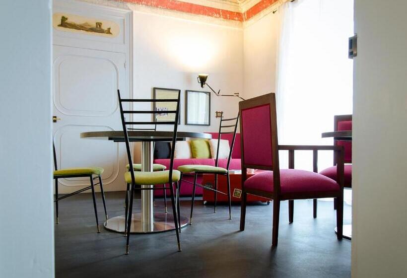 סוויטה, Palazzo Melfi