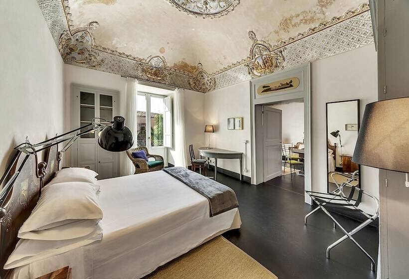 套房, Palazzo Melfi