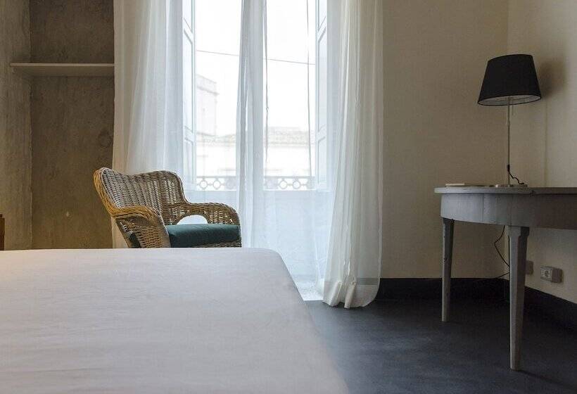 סוויטה, Palazzo Melfi