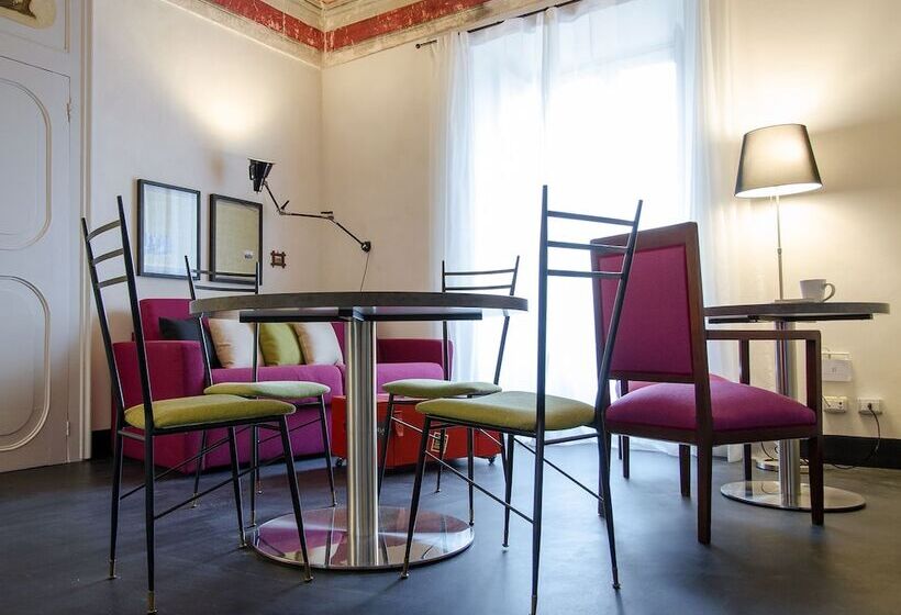 סוויטה, Palazzo Melfi