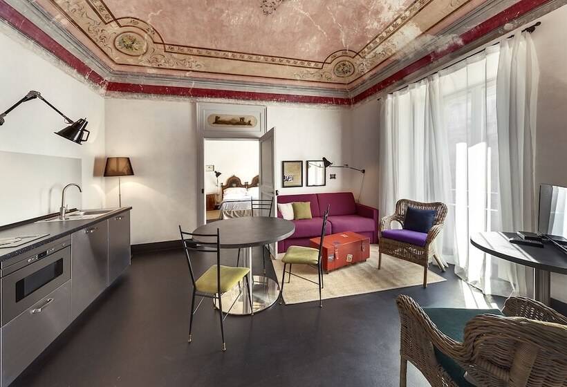 סוויטה, Palazzo Melfi