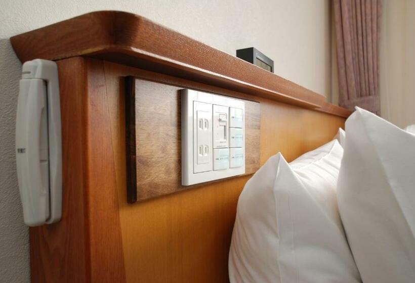 اتاق استاندارد, Arstainn