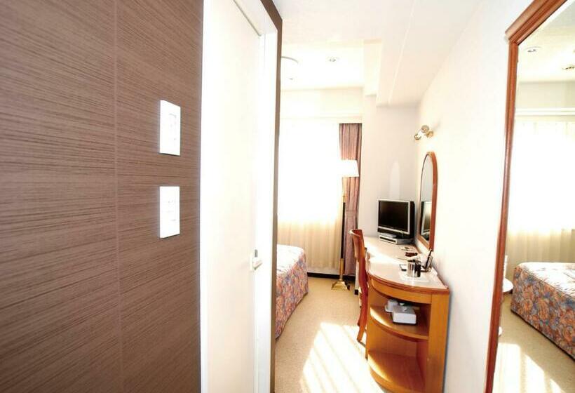 اتاق استاندارد یک نفره, Arstainn