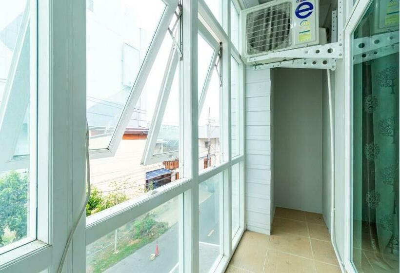 标准间, Central View Hostel