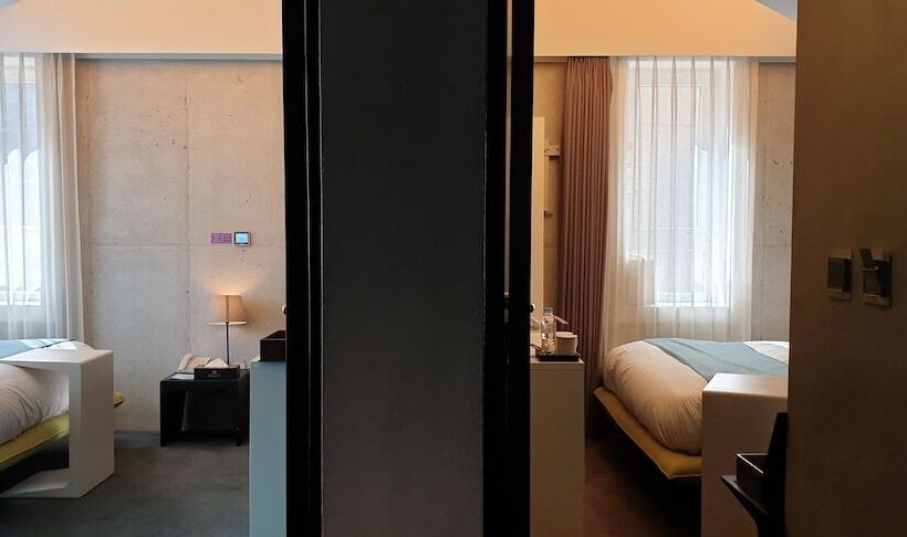 Büyük Çift Kişilik Yataklı Standart Oda, Cocomo