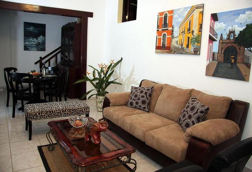 سوییت, Fortaleza Suites Old San Juan