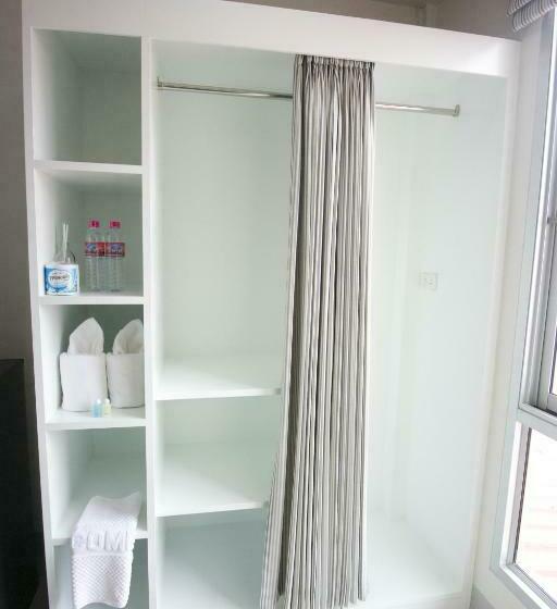 １ベッドルームアパートメント, Honghub Sakon