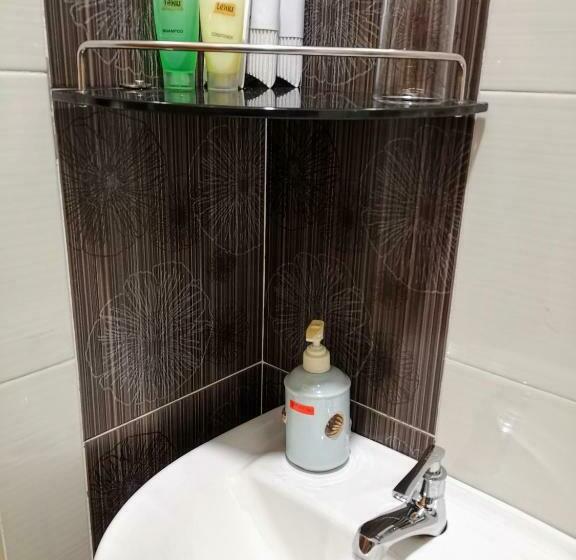 Habitació Estàndard, Lekiu House