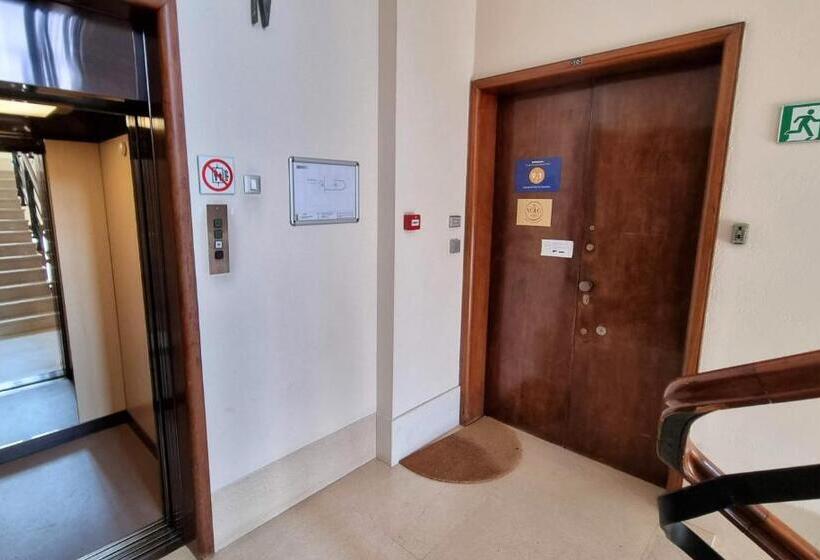 اتاق راحتی سه تخته, Locanda Al Volo Tor Bandena