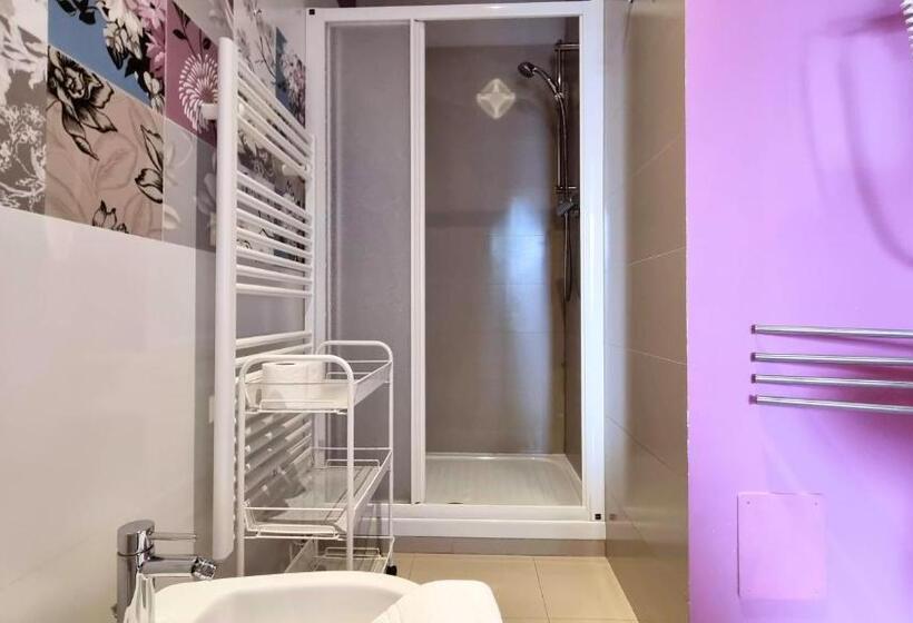 اتاق استاندارد سه نفره, Locanda Al Volo Tor Bandena