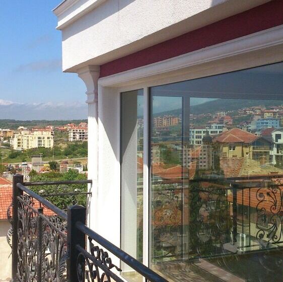 침실 1개 베이직 아피트, Roel Residence Apartments