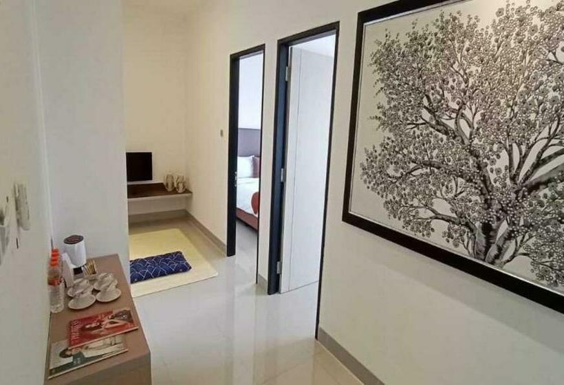 Семейный Номер, Sparks Odeon Sukabumi Artotel Curated