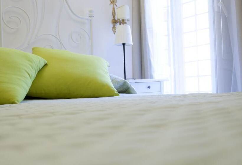 اتاق عادی, 59 Steps Trevi