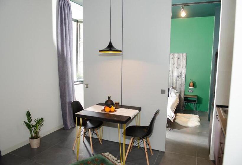 带1个卧室的豪华公寓, Apartments And Rooms Lejletul