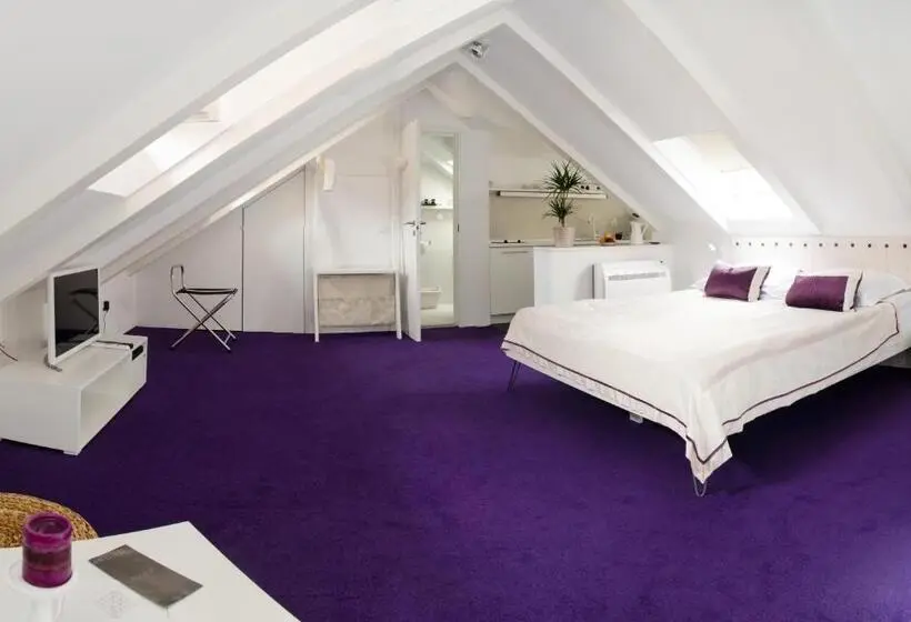 デラックススタジオ, Apartments And Rooms Lejletul