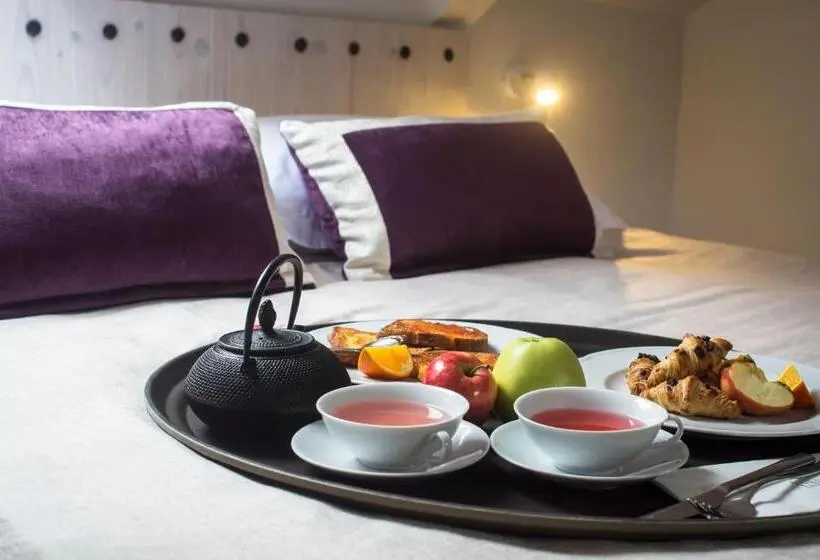 デラックススタジオ, Apartments And Rooms Lejletul