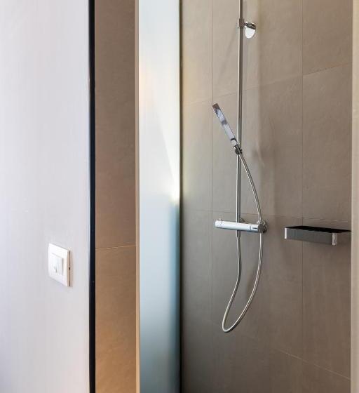 标准三人间, Apartments And Rooms Lejletul