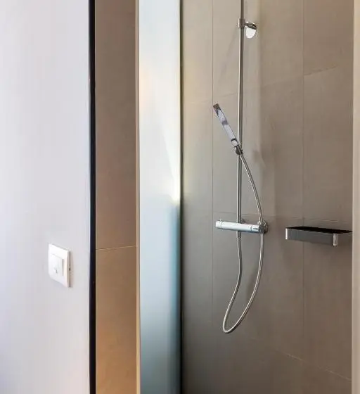 スタンダードトリプルルーム, Apartments And Rooms Lejletul