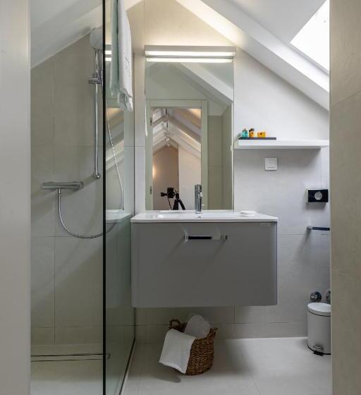חדר דלוקס, Apartments And Rooms Lejletul