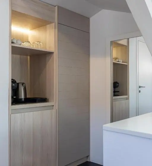 デラックスルーム, Apartments And Rooms Lejletul