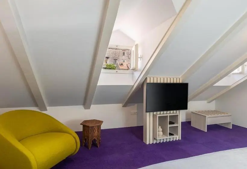 デラックスルーム, Apartments And Rooms Lejletul