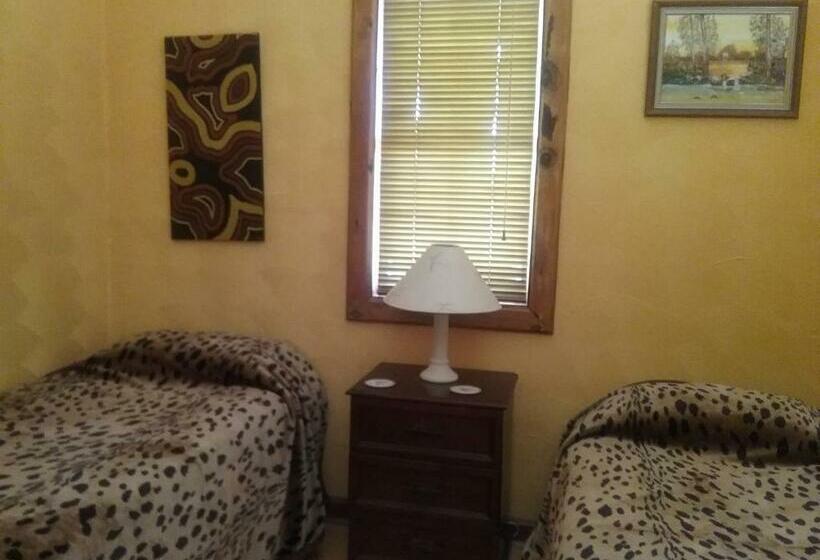 חדר משפחתי נוף לגינה, Sonja S Bed And Breakfast