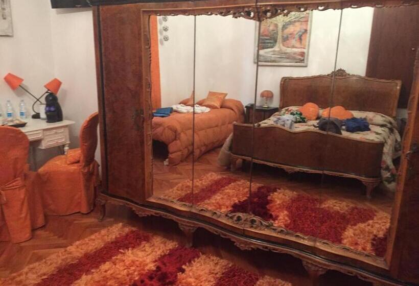 اتاق استاندارد با سرویس بهداشتی مشترک, Art&coffee