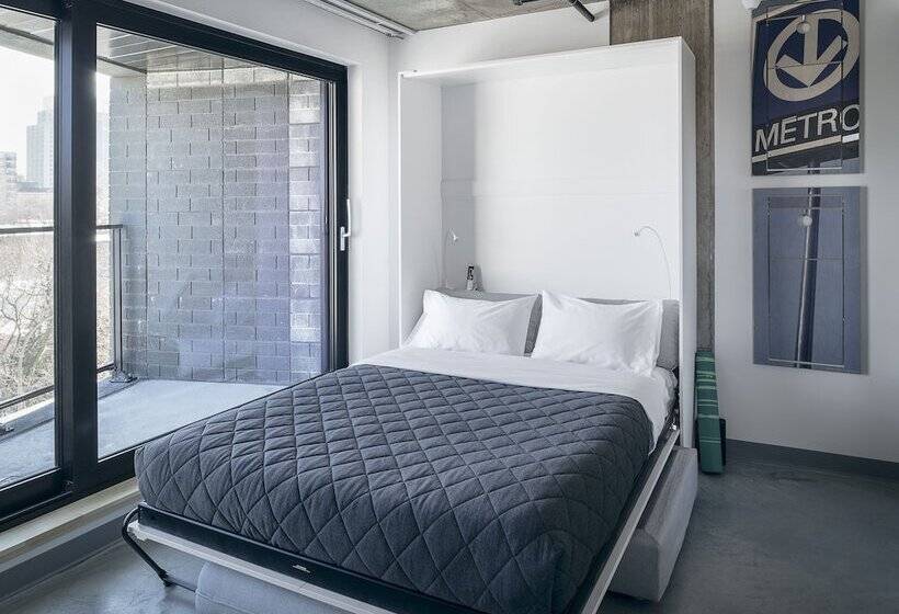 استودیوی استاندارد با تخت دوبل, Boxotel Montreal