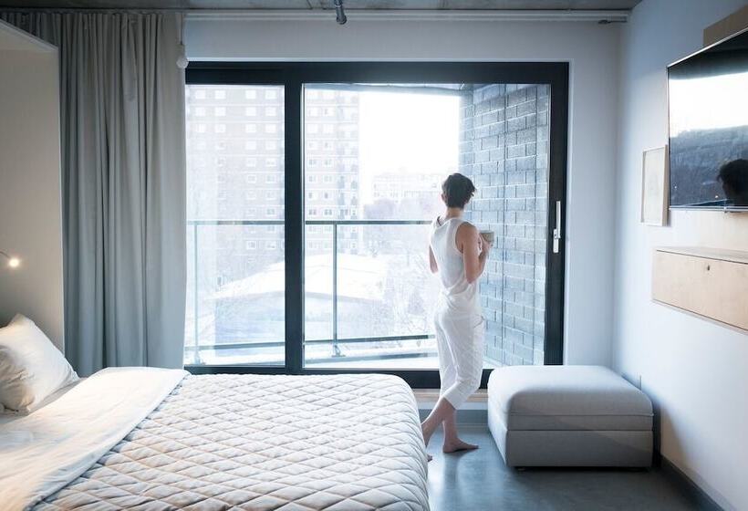 استودیوی استاندارد با تخت دوبل, Boxotel Montreal