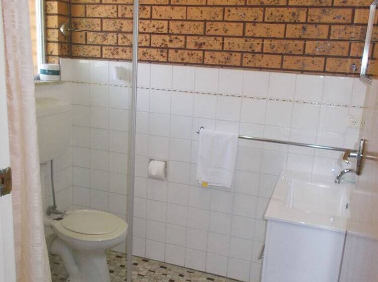 חדר משפחתי, Corowa Gateway Motel