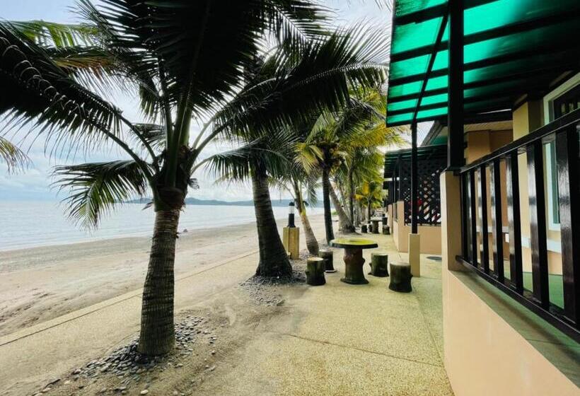 بنجلو قياسى مطل على البحر, Baan Faa Talaychan Resort