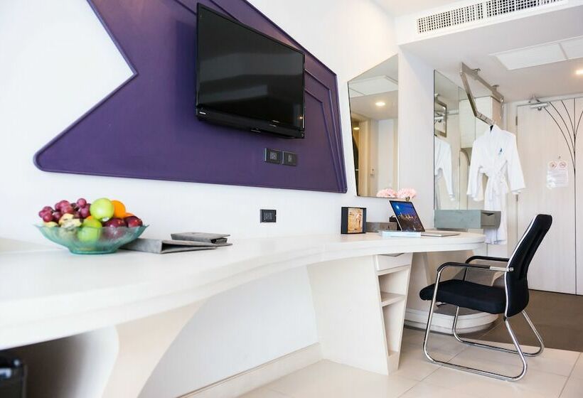 اتاق سوپریور, Blue Boat Hotel Jc