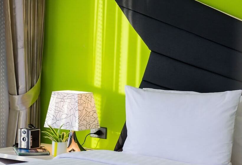 اتاق سوپریور, Blue Boat Hotel Jc