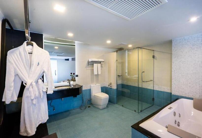 سوییت, Blue Boat Hotel Jc