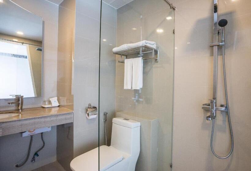 اتاق لوکس با بالکن, Blue Boat Hotel Jc