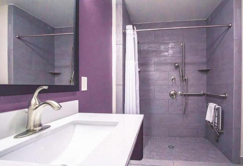 장애인용 디럭스룸, La Quinta By Wyndham Pampa