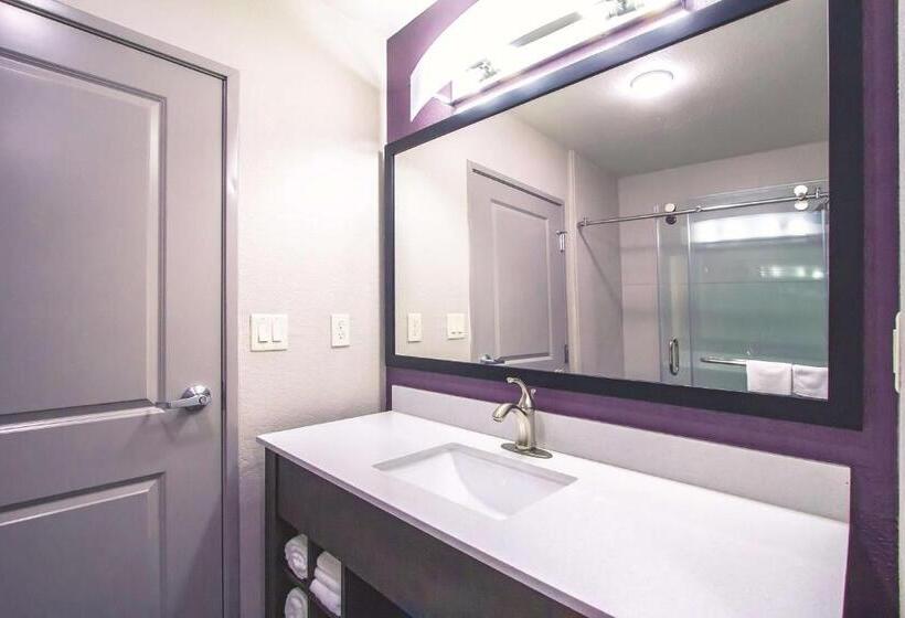 Family Suite, La Quinta By Wyndham Pampa
