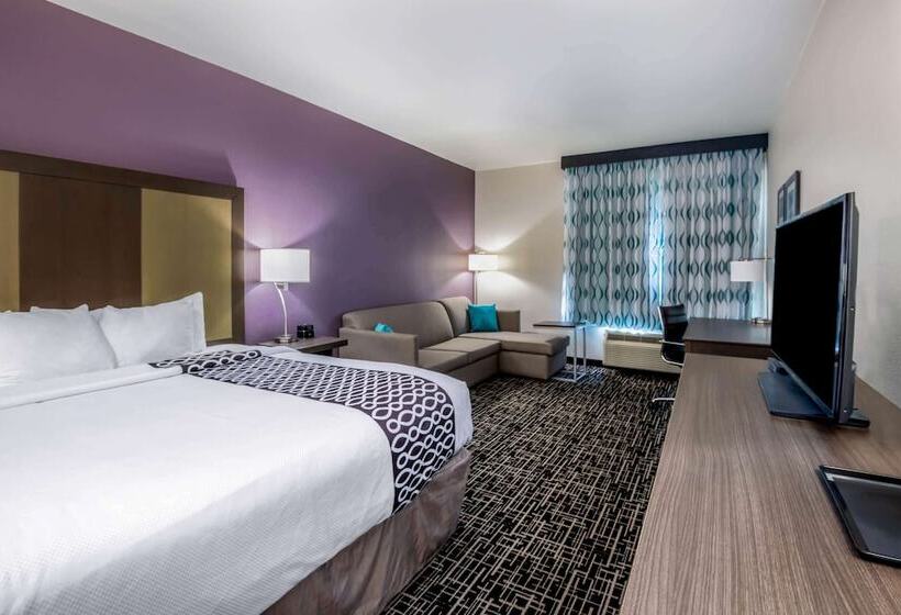 Номер Deluxe Адаптированный для Инвалидов, La Quinta By Wyndham Pampa