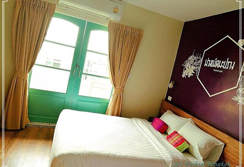 اتاق لوکس سه تخته, Siri Poshtel Bangkok