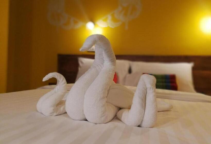 اتاق لوکس, Siri Poshtel Bangkok