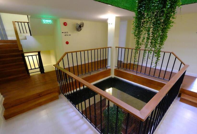 اتاق لوکس خانوادگی, Siri Poshtel Bangkok