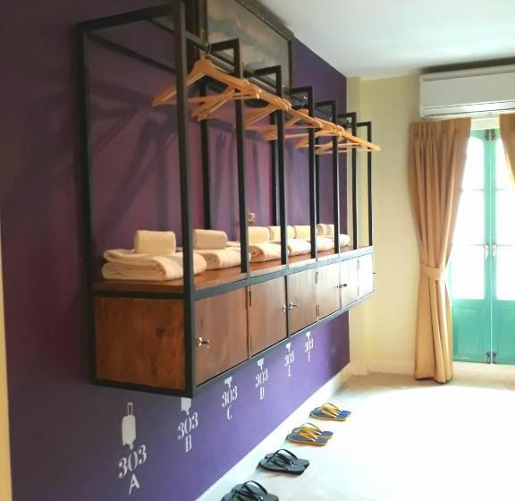 اتاق خانوادگی با تختخواب سفری, Siri Poshtel Bangkok