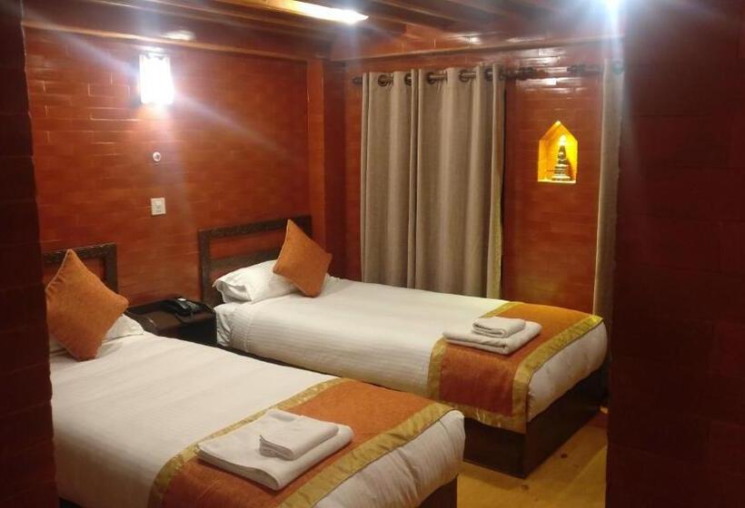 اتاق سوپریور, Temple House