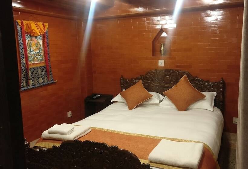 اتاق سوپریور, Temple House