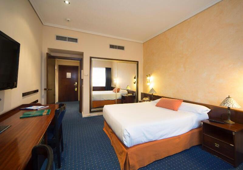 اتاق استاندارد, Temple House