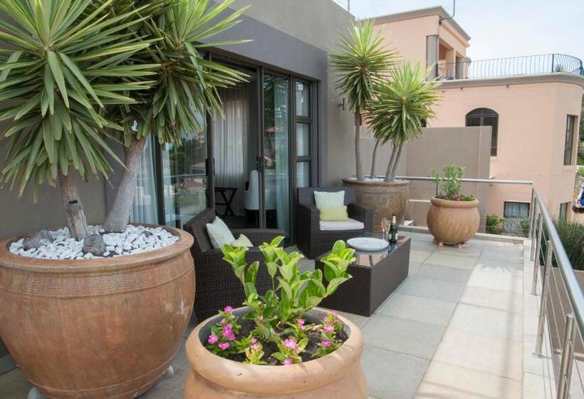 سوییت لوکس, The Mount Knysna