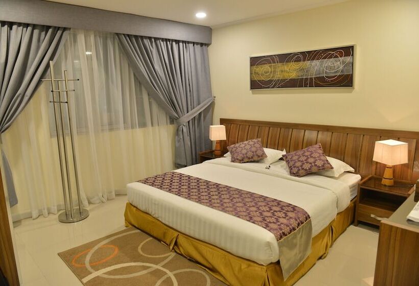 Студия Стандарт, The First Tower Hotel Apartment