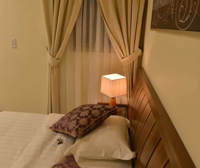 Standard-studio, The First Tower Hotel Apartment