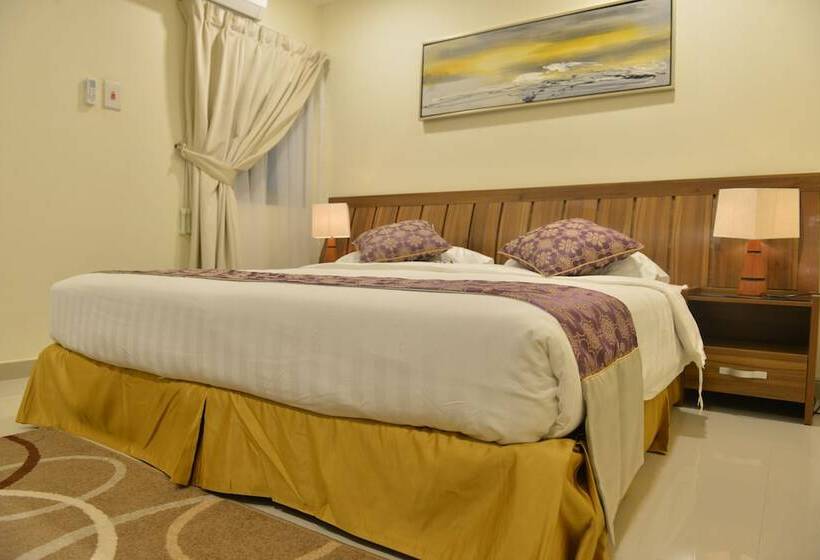 标准工作室, The First Tower Hotel Apartment