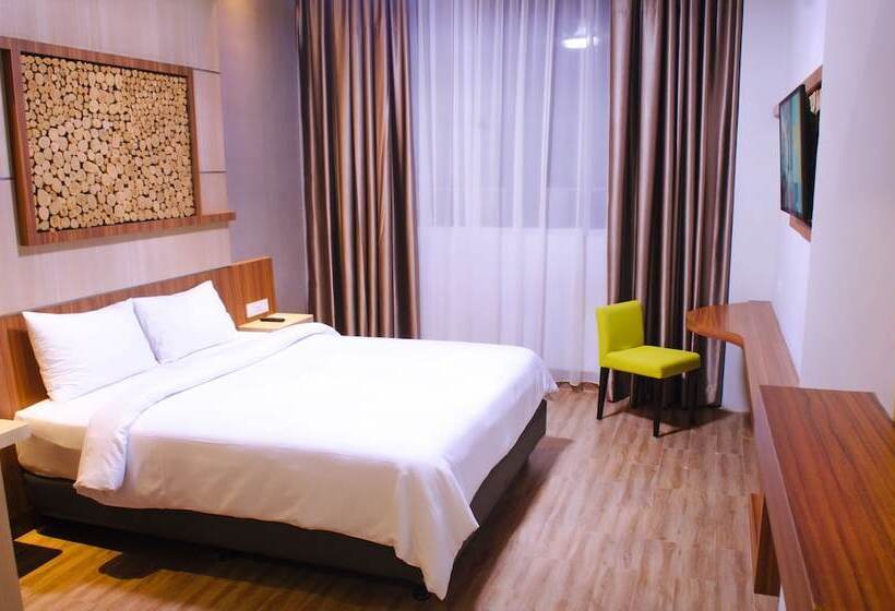Номер Deluxe, Ayola First Point Hotel Pekanbaru